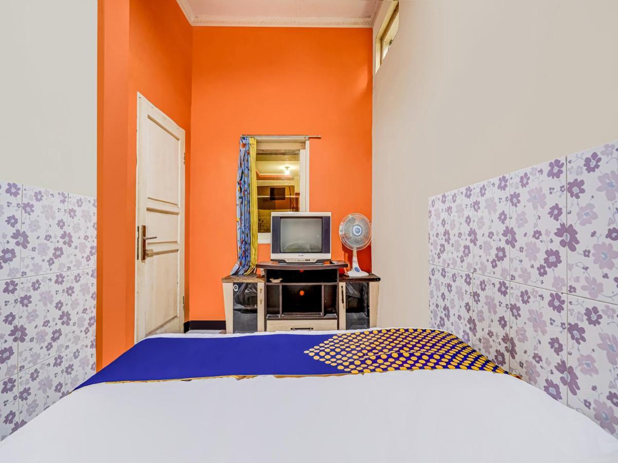 Spot On 91186 Losmen Yanti Hotell Bandung Eksteriør bilde