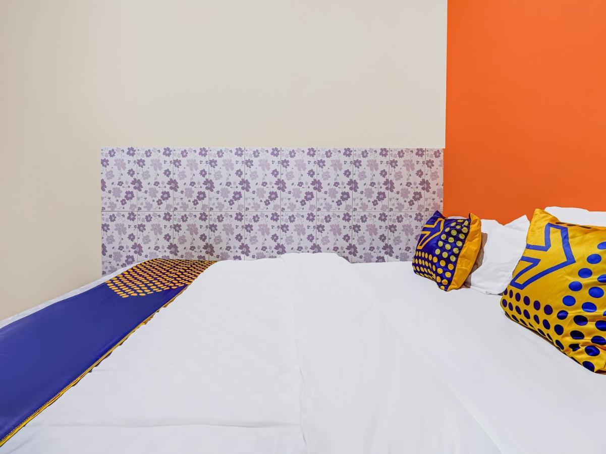 Spot On 91186 Losmen Yanti Hotell Bandung Eksteriør bilde